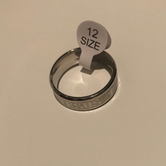 Silver Jesus Ring - Picture 5 of 7